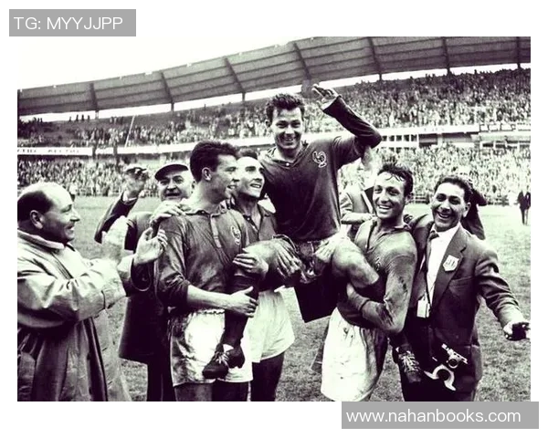 七号足球衣球星盘点:从传奇到新星他们如何塑造足球历史 七号足球衣球星盘点:从传奇到新星他们如何塑造足球历史